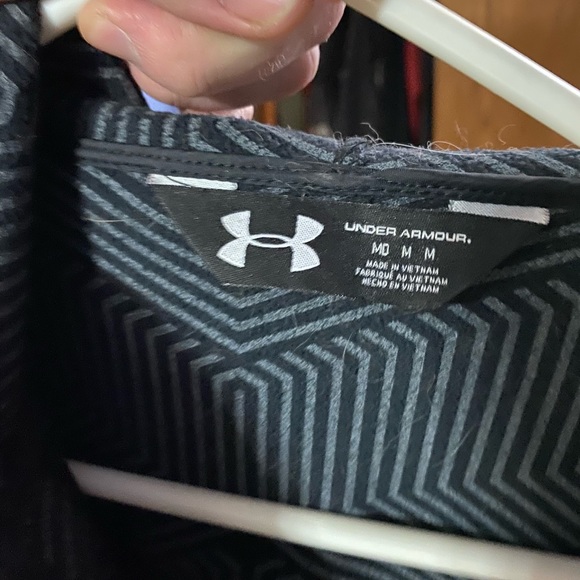 Under Armour jacket size medium! - Picture 3 of 3